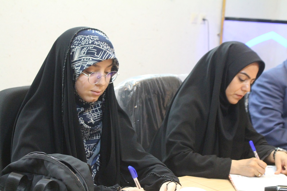 نشست خبري ويژه برنامه هاي ستاد بزرگداشت دهه کرامت در خراسان شمالي