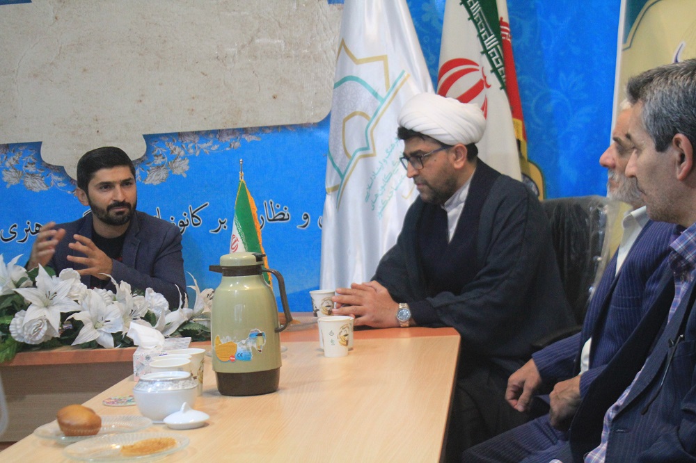 نخستين نشست هم انديشي تشکيلات گروه هاي سرود مسجدي در بجنورد برگزار شد
