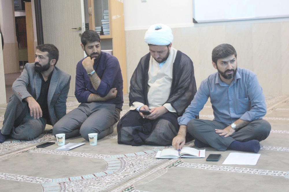 نشست مستعدين حلقه هاي گفتماني استان خراسان شمالي ويژه اهالي مسجد و فعالان فرهنگي