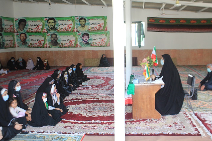 نشست هم انديشي بانوان فعال مسجدي در کانون امامت روستاي ناوه بجنورد