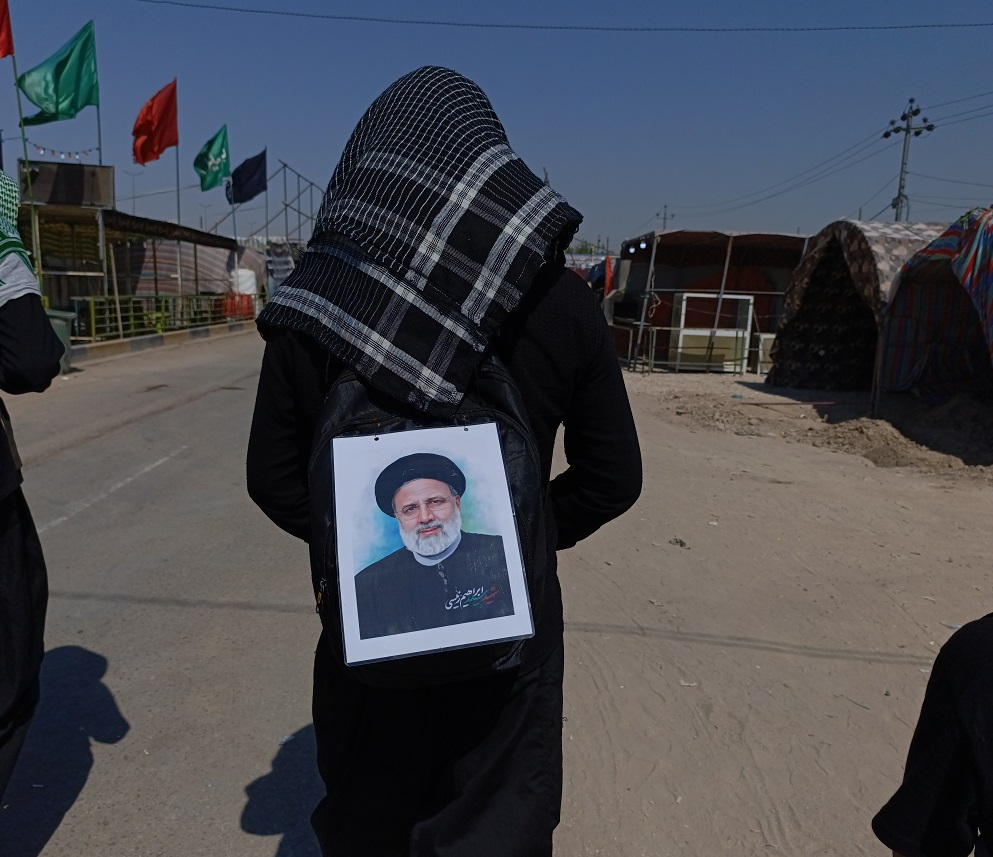 همراه  اهالي مسجد خراسان شمالي  در قاب مرور مشايه حسين(ع)