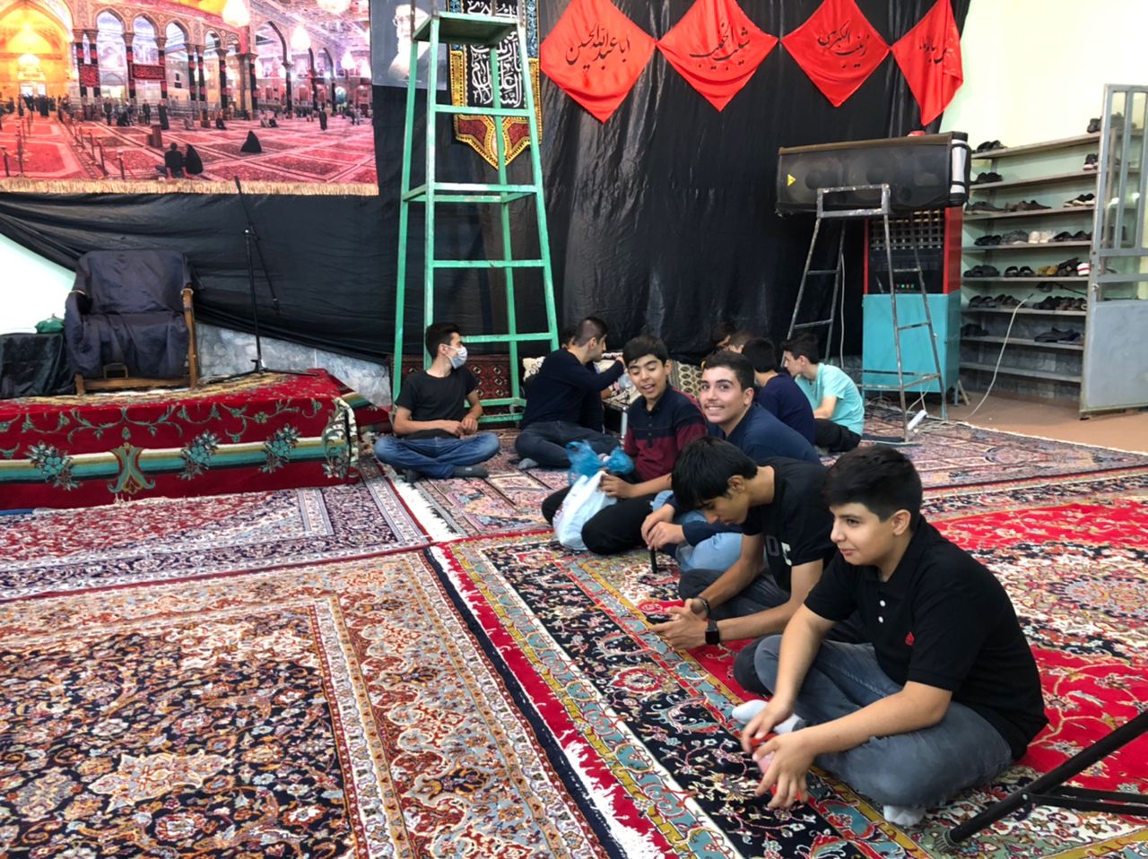 آمادگي بچه هاي مسجد نبي اکرم(ص) بجنورد براي ميزباني  از سوگواران حسيني