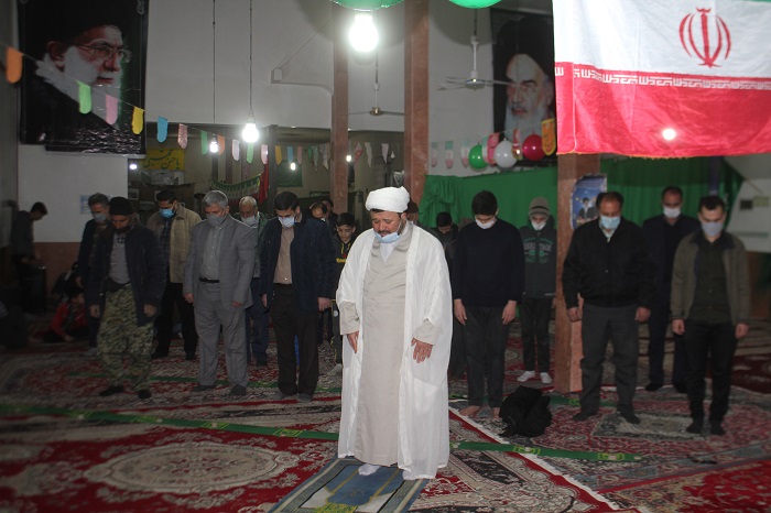 اهالي مسجد روستاي شهيد آذرساي بجنورد ميزبان جشن انقلاب