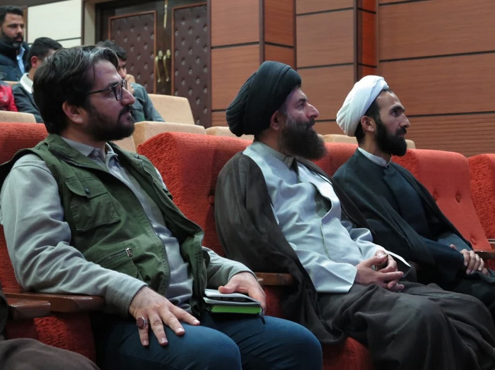 نشست فعالان فرهنگي با محوريت اصول تربيتي شهيد والامقام «مصطفي صدرزاده» در بجنورد
