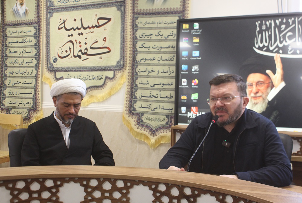 نشست مستعدين حلقه هاي گفتماني استان خراسان شمالي ويژه اهالي مسجد و فعالان فرهنگي
