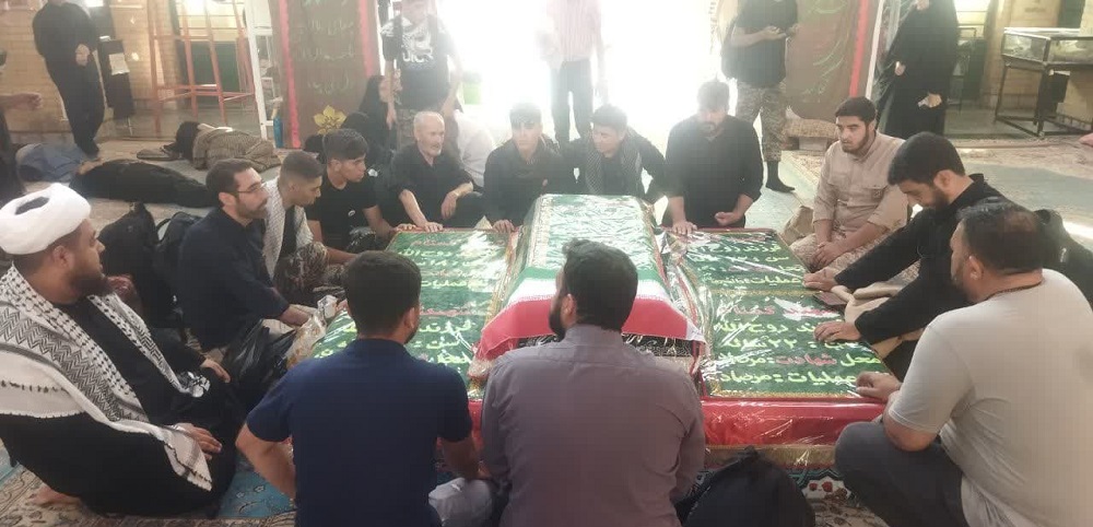 همقدمي دهه هشتادي ها در قاب مشايه حسين(ع)