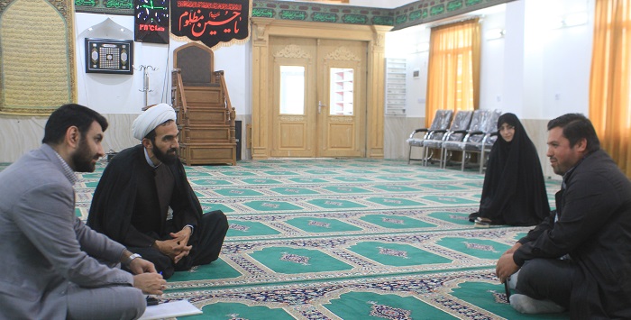 برگزاري نشست هاي کارشناسانه فرهنگي همراه با بازديد از فعاليت هاي چهار کانون ها در مساجد فاروج