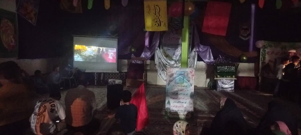 دختران نوجوانان سر بر آستان ارادت مهدي موعود(عج)گذاشتند