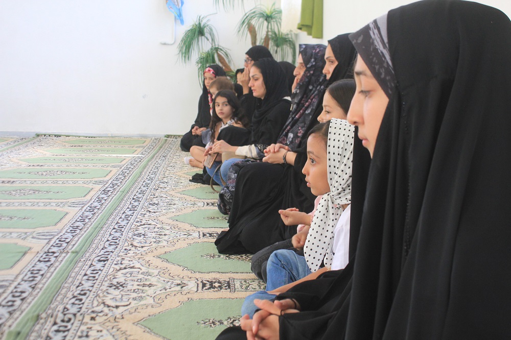 رونق تابستانه مسجد روستاي سياهدشت فاروج با همدلي بانوان مسجدي