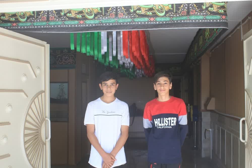 دهه هشتادي ها در قاب "بي نهايت شو" ي  امام رضايي