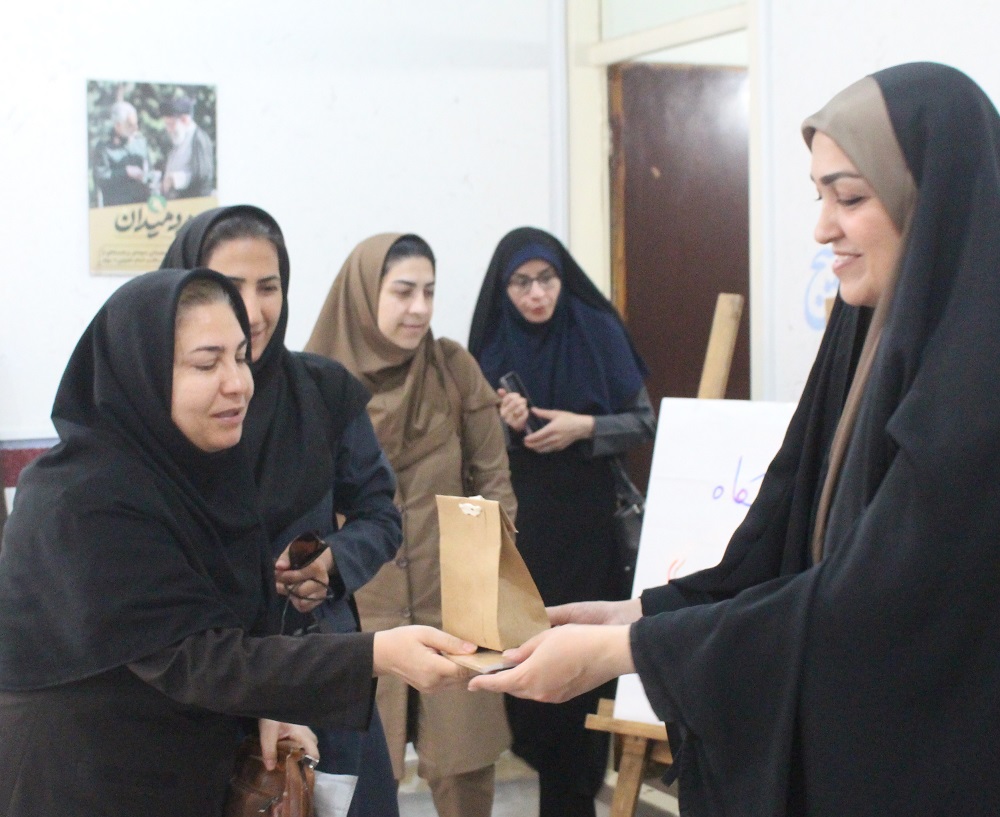 نشست خبري ويژه برنامه هاي ستاد بزرگداشت دهه کرامت در خراسان شمالي