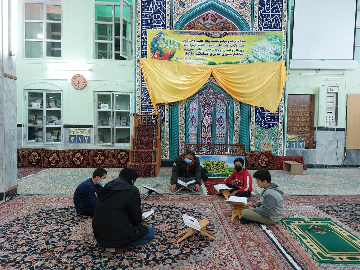 قاب نوجوانان مسجد انقلاب بجنورد در شبهاي  فجر چهل و سوم