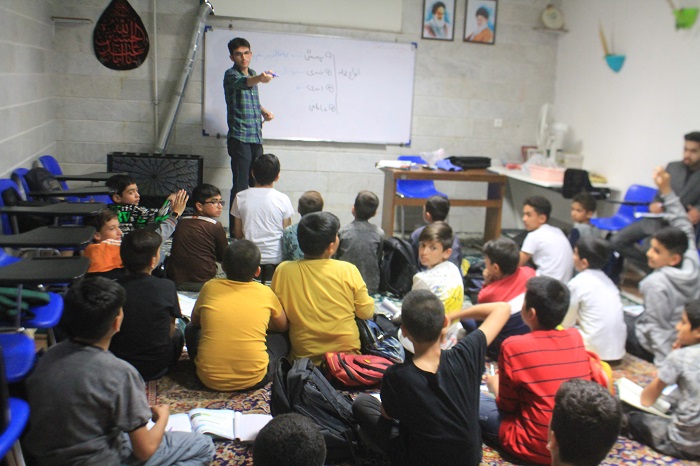 برگزاري کلاس تقويتي فارسي ويژه دانش آموزان کلاس ششمي مدارس حاشيه بجنورد به ميزباني مسجد بقيه الله (عج)