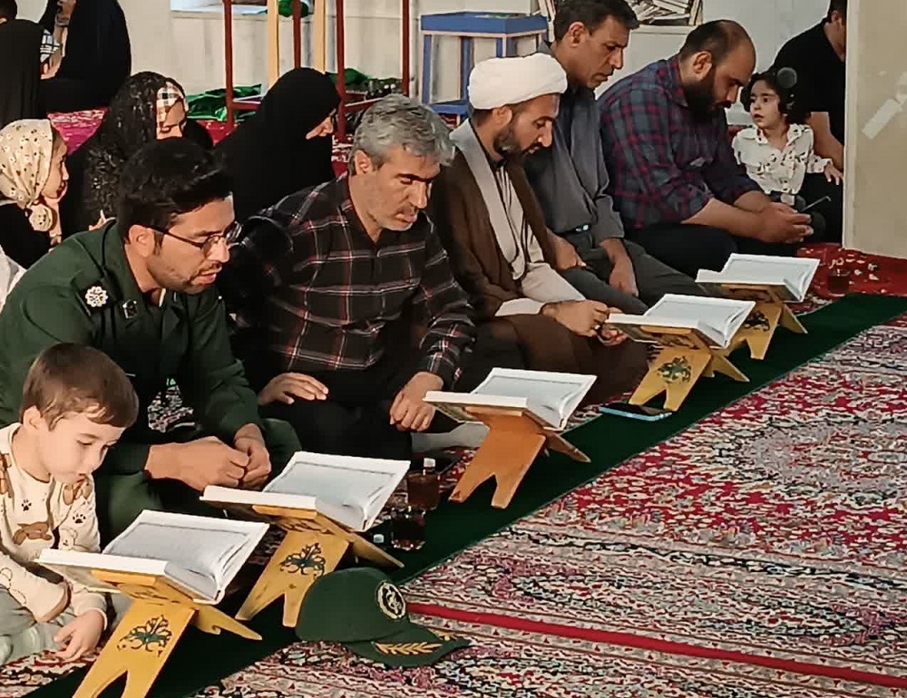 سرود مقاومت قرآن، به ياد شهداي اقتدار، راه را "به سوي فتح" گشود