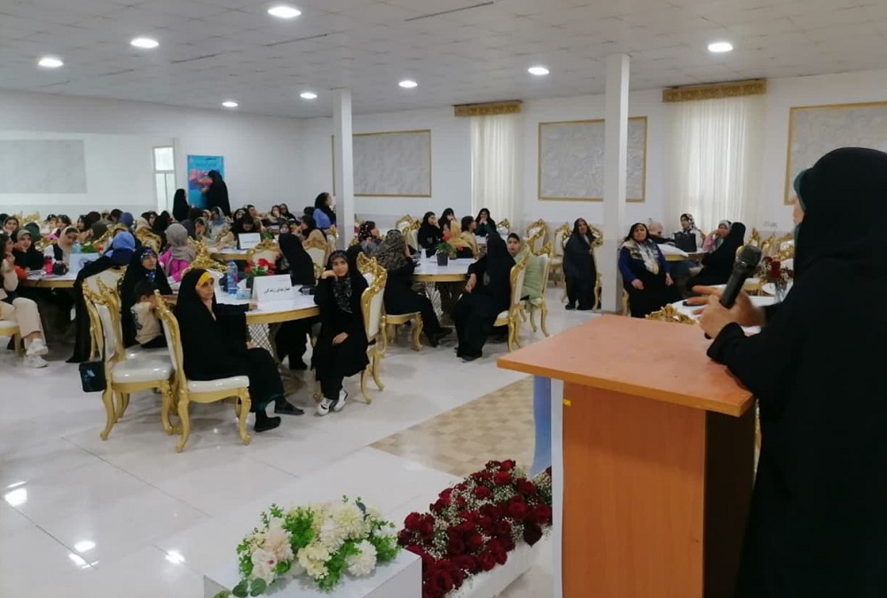 پاتوق گفتگو محور "دخترم افتخار ايران"  در اسفراين