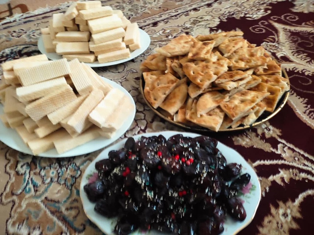 عشق به امام رضا (ع) شيعه و سني نمي شناسد/ قدم هاي همدل زنان روستاي کوشکي ترکمن مانه و سملقان  در سالروز شهادت امام مهرباني ها