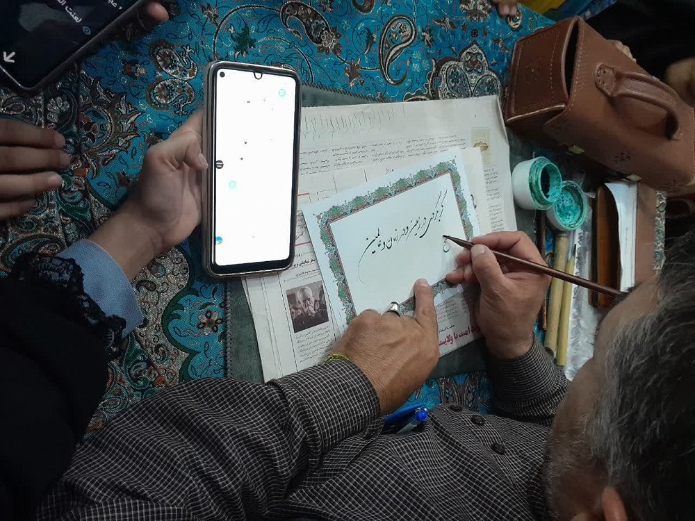 دختران نوجوانان سر بر آستان ارادت مهدي موعود(عج)گذاشتند