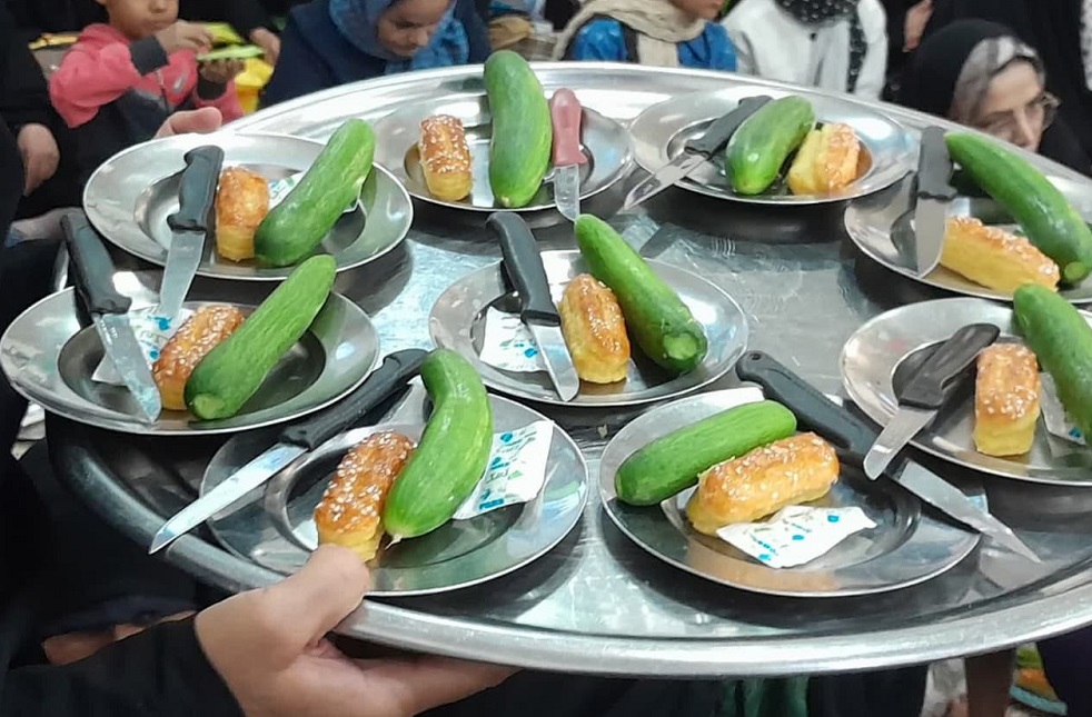 دختران نوجوانان سر بر آستان ارادت مهدي موعود(عج)گذاشتند