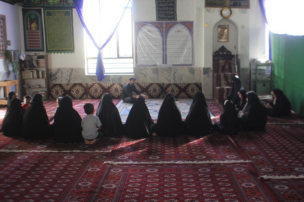 راسان شمالي؛ 100 نوجوان در برنامه هاي کانون امامت روستاي ناوه بجنورد فراغت تابستان را در مسجد گذراندند
