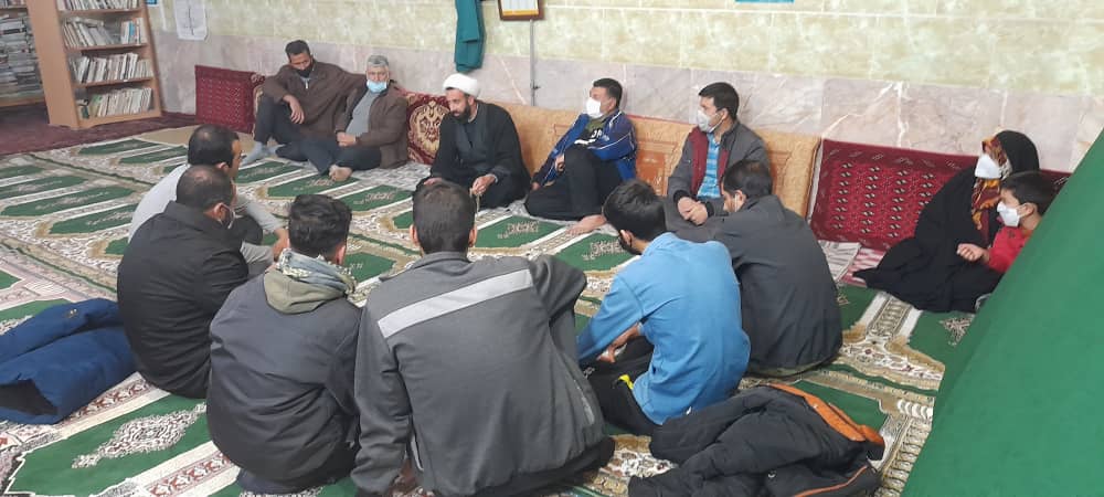 همراهي ارکان مسجد در روستاي علي آباد در برگزاري دومين سالگرد سردار دلها