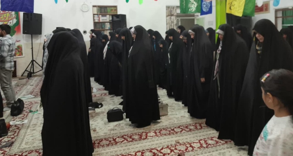 دختران نوجوانان سر بر آستان ارادت مهدي موعود(عج)گذاشتند