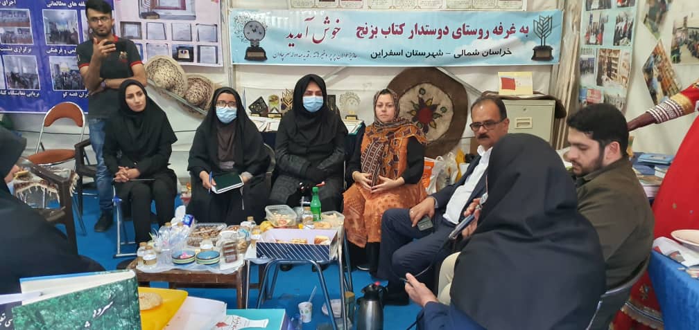 استقبال از فعاليت‌هاي کتابخواني کانون «معراج السعاده» در نمايشگاه کتاب تهران