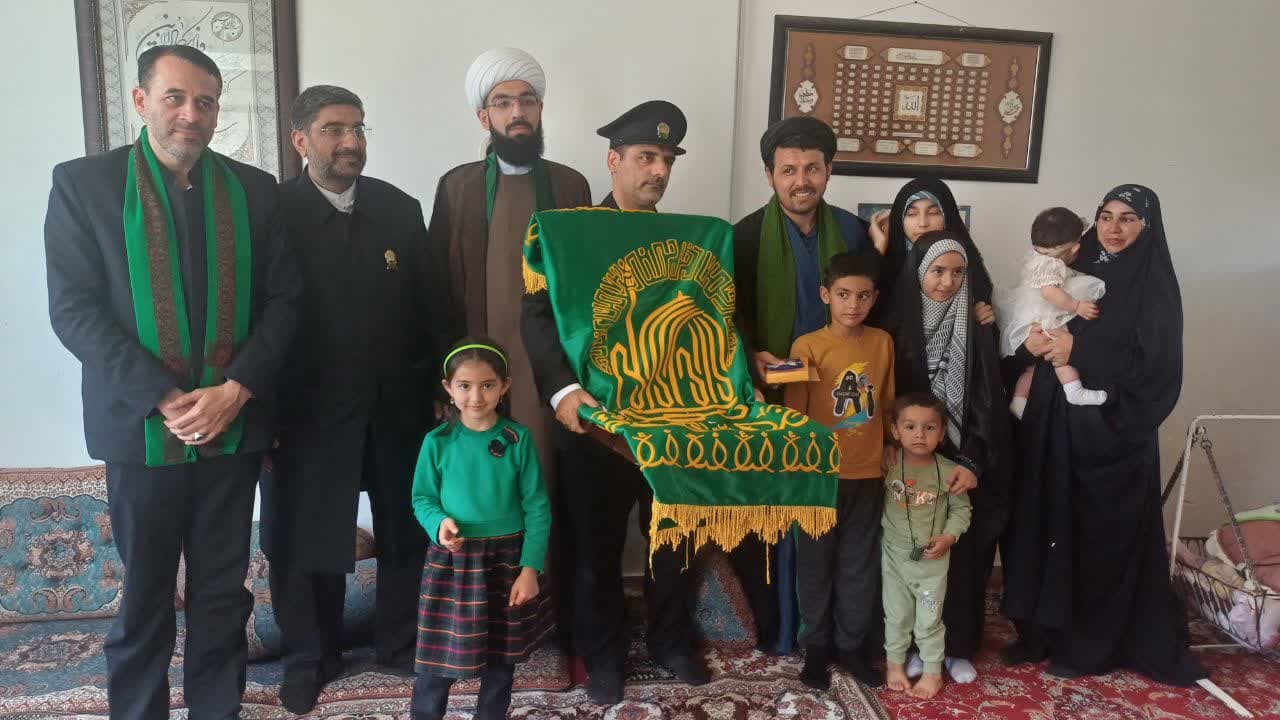 خانواده هاي چهار فرزندي و بيشتر در خراسان شمالي تکريم شدند